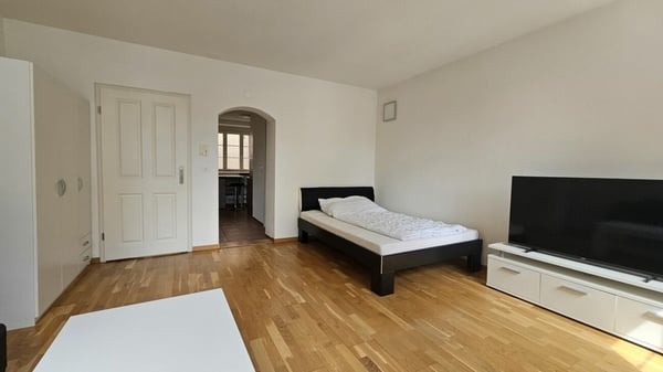 Attraktives Mehrfamilienhaus mit drei Wohneinheiten im Zentrum von Glarus - interessantes Renditepotenzial 9