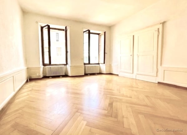 Bel appartement 1.5 pièces au centre d'Orbe 1