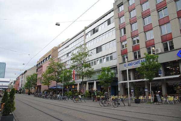 Stilvoll möblierte 1-Zimmerwohnung in Kleinbasel 1