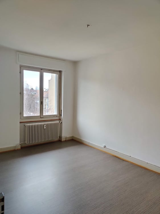 Charmante 2-Zimmerwohnung im beliebten St. Johann-Quartier 5