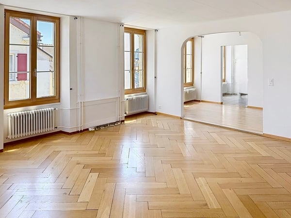 Spacieux appartement de 5 pièces rénové à Payerne 2