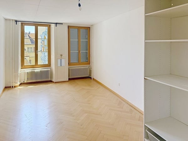 Spacieux appartement de 5 pièces rénové à Payerne 10