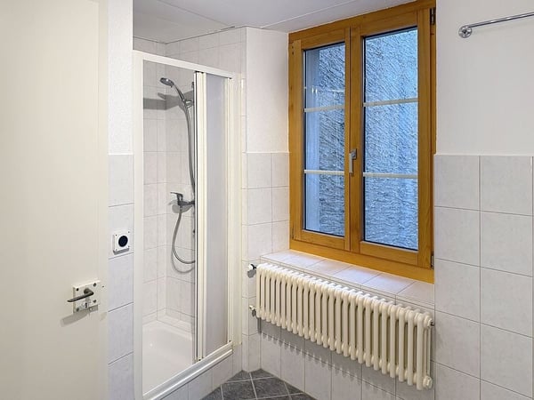 Spacieux appartement de 5 pièces rénové à Payerne 12