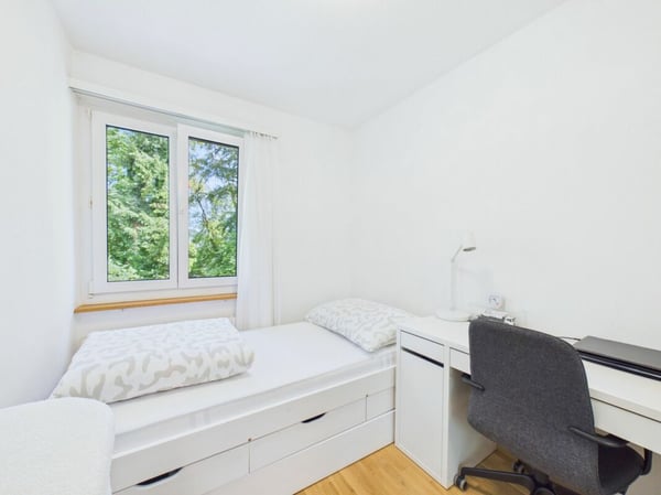 Attraktive 4.5 Zimmer Wohnung im 2.OG 3