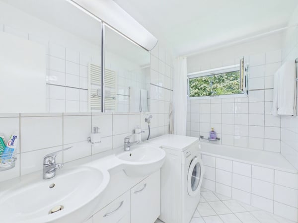Attraktive 4.5 Zimmer Wohnung im 2.OG 8
