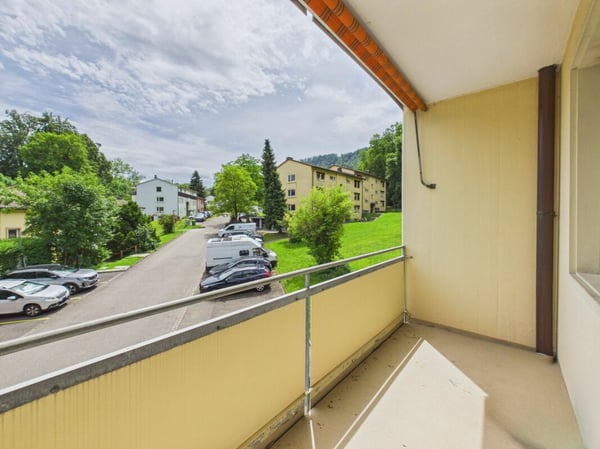 Helle 4.5 Zimmer Wohnung an ruhiger Lage im 1.OG 11