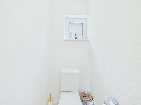 Helle 4.5 Zimmer Wohnung an ruhiger Lage im 1.OG 10
