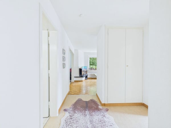 Helle 4.5 Zimmer Wohnung an ruhiger Lage im 1.OG 5
