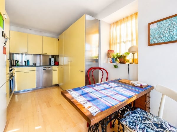 Wohnen über den Dächern der Churer Altstadt charmante Maisonettewohnung im Herzen von Chur 9