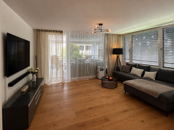 Moderne 4.5-Zimmer-Wohnung beim Bahnhof Cazis 3