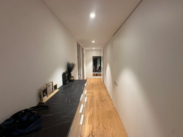 Moderne 4.5-Zimmer-Wohnung beim Bahnhof Cazis 8