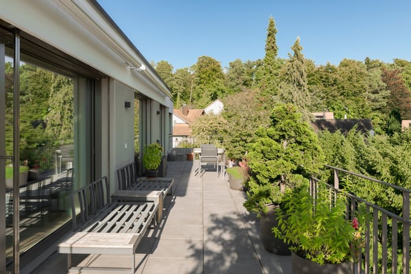 Exklusive Attikawohnung mit traumhafter Weitsicht und Wellnessoase 8