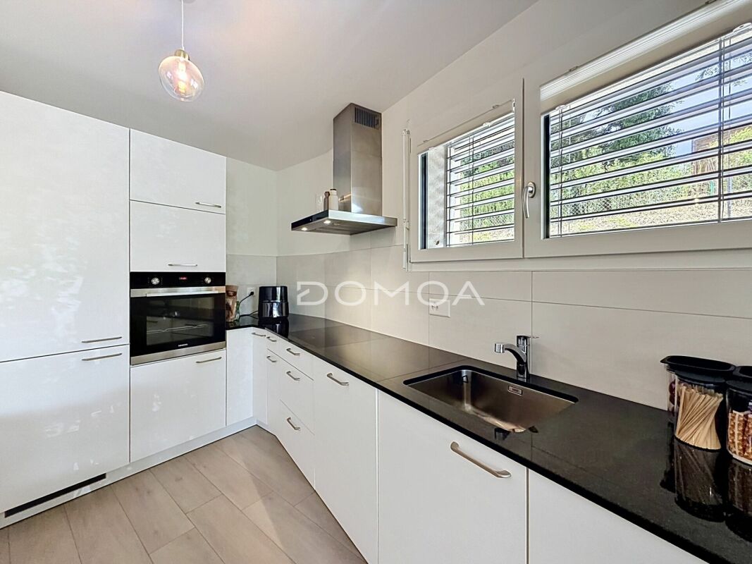 Bel appartement de 3,5 pièces avec terrasse dans un immeuble récent