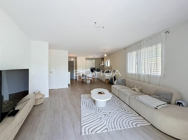 Bel appartement de 3,5 pièces avec terrasse dans un immeuble récent 4