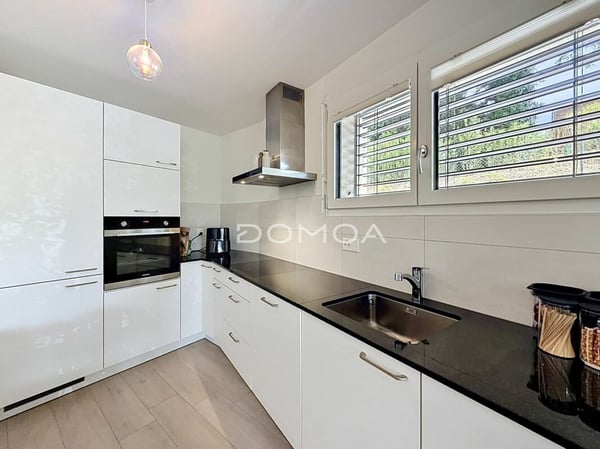 Bel appartement de 3,5 pièces avec terrasse dans un immeuble récent 5
