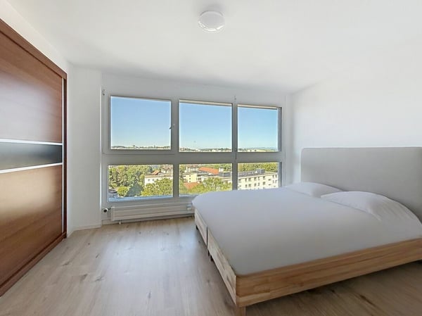 Charmant 4,5 pièces rénové avec balcon et vue sur la cathédrale 6