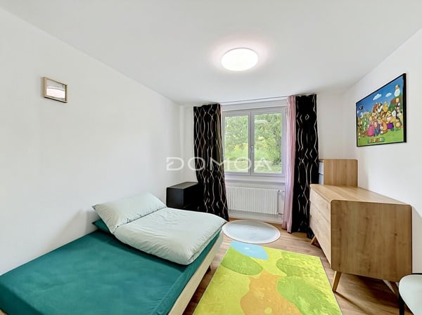 Appartement 5,5 pièces rénové avec rendement - Rez supérieur 3
