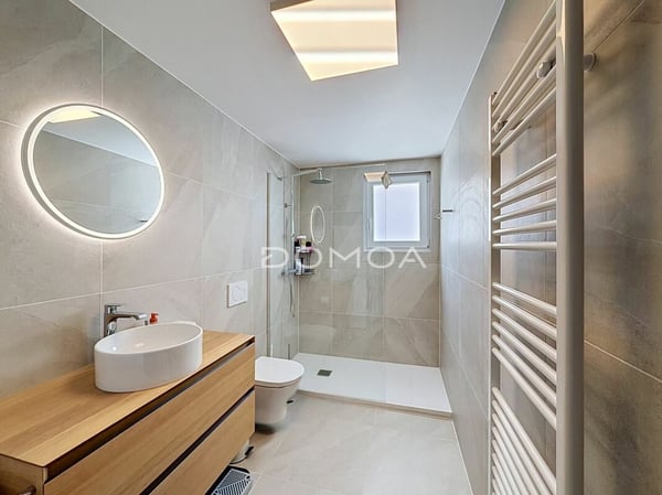 Appartement 5,5 pièces rénové avec rendement - Rez supérieur 7