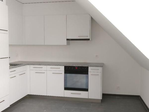 2.5 Zimmerwohnung im 3. Stock 2