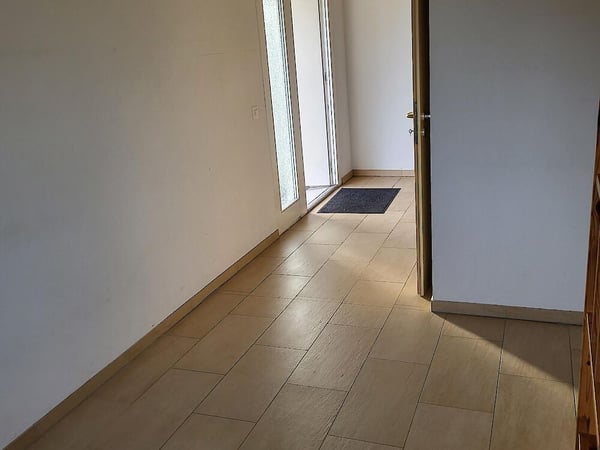 5.5 Zimmerwohnung im 1.Stock in Montets 6