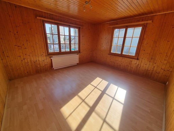 Tolle 7.5-Zimmerwohnung im Herzen von Oberschrot 8