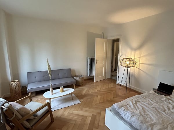 Renovierte 2.5-Zimmerwohnung im Beaumont-Quartier 10