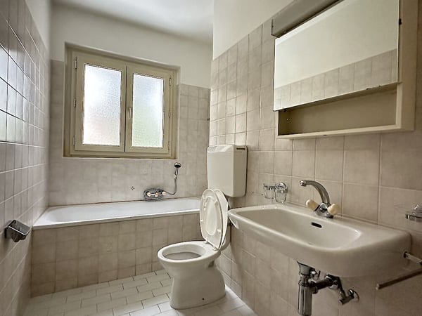 Renovierte 2.5-Zimmerwohnung im Beaumont-Quartier 7