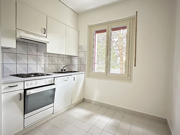Renovierte 2.5-Zimmerwohnung im Beaumont-Quartier 2