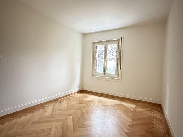 Renovierte 2.5-Zimmerwohnung im Beaumont-Quartier 13
