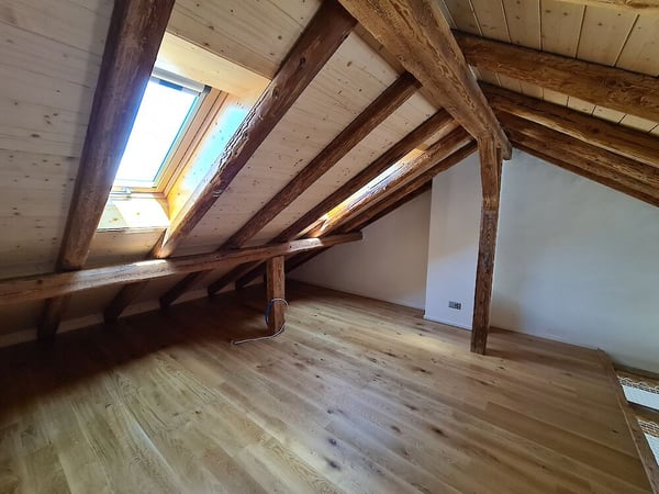 Charmante 2.5 Duplex-Wohnung im Alt-Quartier 10