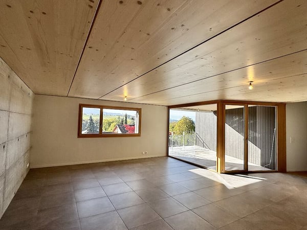 Neuwertige Wohnung an erhöhter Lage in Freiburg zu vermieten 2