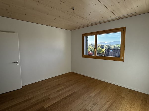 Neuwertige Wohnung an erhöhter Lage in Freiburg zu vermieten 9