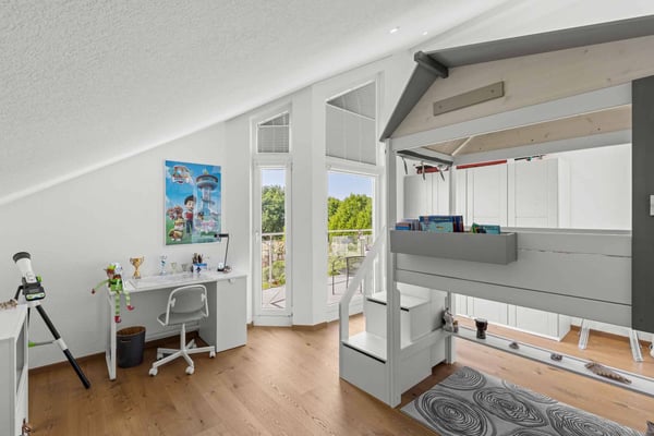 Villa moderne avec piscine et vue sur le lac, les Alpes et le Jura 12