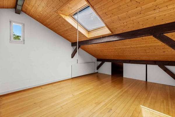Villa de charme avec potentiel constructible 10