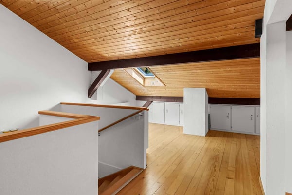 Villa de charme avec potentiel constructible 9