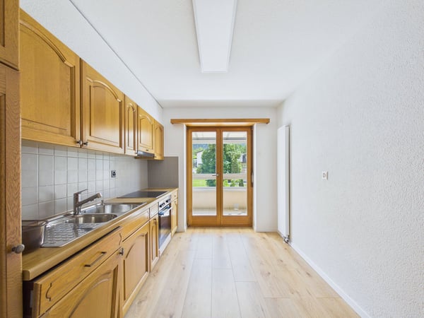 Wohnen mit Weitblick - Grosszügige 6-Zimmer-Duplex-Attikawohnung in Susten 3