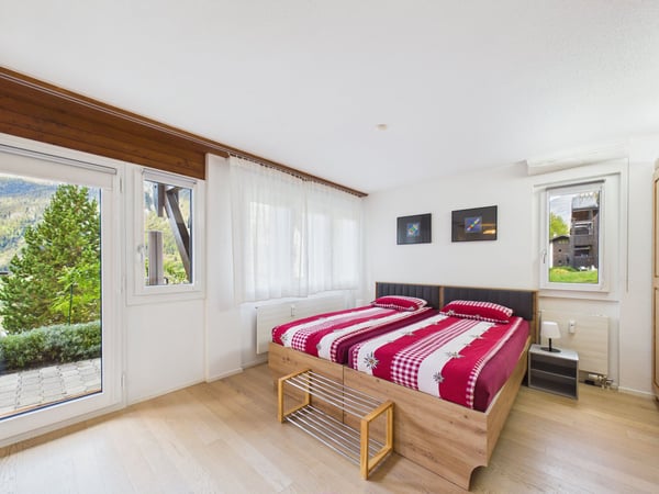 Modernisiertes Studio mit sonniger Terrasse in Ernen – ideal als Ferienwohnung oder Anlageobjekt 3