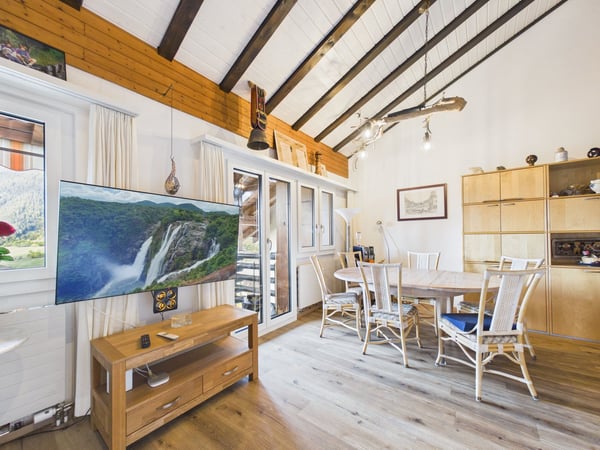 Grosszügige 4.5-Zimmer-Duplex-Attikawohnung mit Panoramablick in Ernen 3