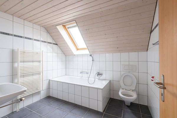 Gemütliche 5 Zimmer-Dachwohnung mit praktischem Grundriss 5