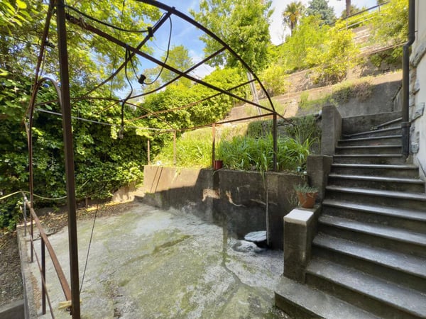 Casa multifamiliare con 3 appartamenti con vista mozzafiato e giardino | Zweifamilienhaus mit 3 Wohnungen mit atemberaubender Aussicht und Garten 6