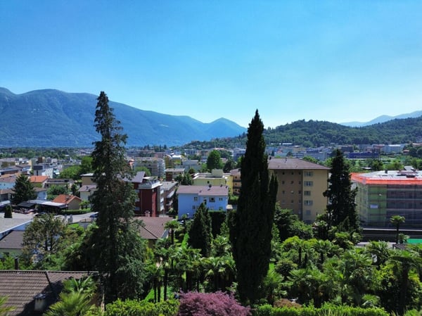 Charmante Penthouse-Wohnung 4,5 Zimmer, Panoramaterrassen, Komfort und Stil 11