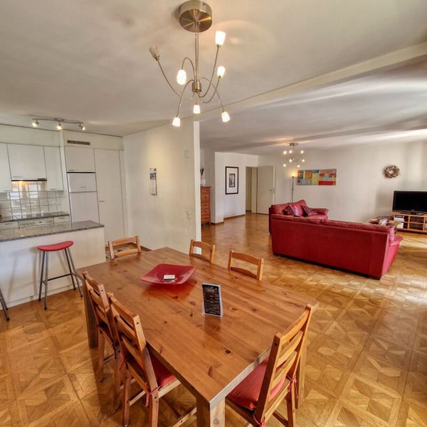 RESIDENZA SECONDARIA - 1 ½ locali con balcone, diretto sul lungo lago | ZWEITE WOHNSITZ - 1 ½ Zimmer mit Balkon, direkt am Promenade 3