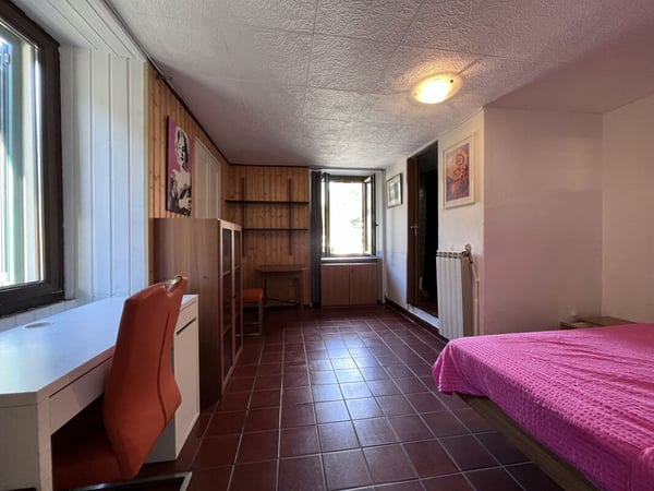 Lukrativ Gebäude mit Restaurant, Wohnungen und Parkplatz mit Rustico | Stabile a reddito con ristorante, appartamenti e zona parcheggi con rustico 7