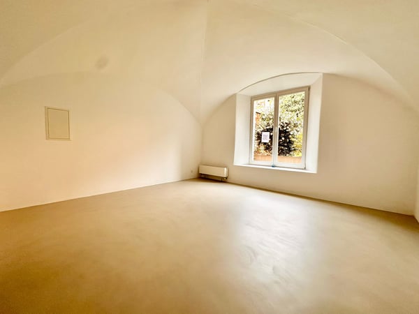 Spazio commerciale di charme nel cuore della Città Vecchia di Locarno | Charmantes Geschäftsobjekt im Herzen der Altstadt von Locarno 3