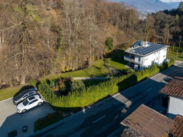 1.5 locali moderno con giardino privato, camino e palestra - Un'oasi di tranquillità ad Arcegno | Moderne 1.5-Zimmer-Wohnung mit privatem Garten, Cheminée und Fitnessraum - eine Oase der Ruhe in Arcegno 6