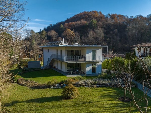 1.5 locali moderno con giardino privato, camino e palestra - Un'oasi di tranquillità ad Arcegno | Moderne 1.5-Zimmer-Wohnung mit privatem Garten, Cheminée und Fitnessraum - eine Oase der Ruhe in Arcegno 5