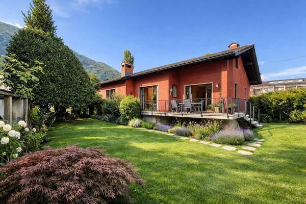 Einfamilienhaus mit Garten im Zentrum von Bellinzona – grosses Entwicklungspotenzial 2