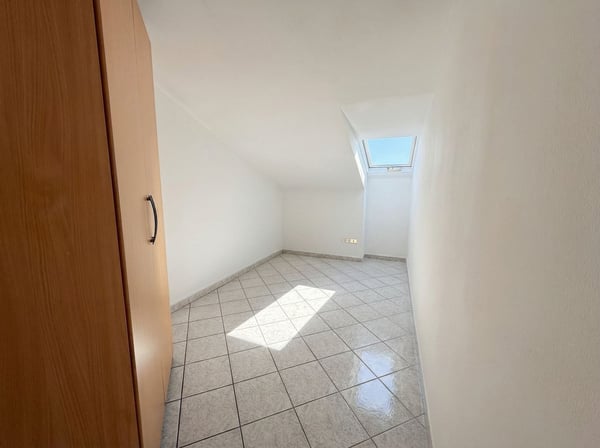 LOFT WITH CELLAR & PARKING — CUGLIATE-FABIASCO 11