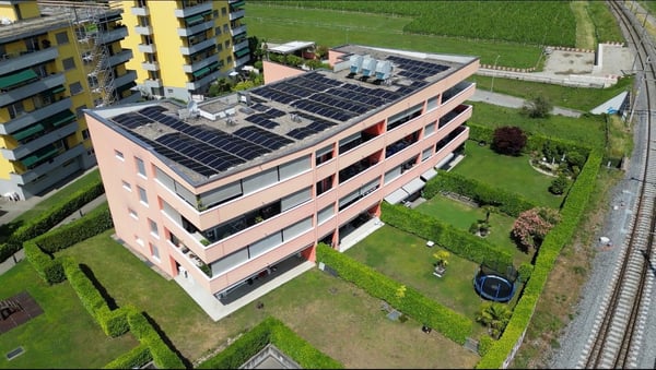 Appartamento di 4.5 locali con terrazza e 2 posteggi in autorimessa a Tenero 1
