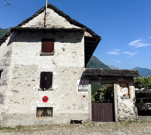 Charmantes Häuschen im historischen Dorfkern von Lodano 9